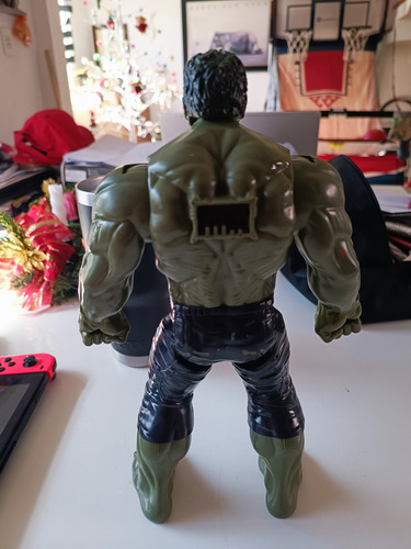 Muñeco Hasbro Marvel Hulk 2017 (Usado)