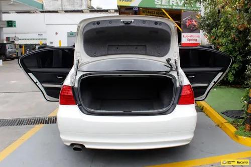 BMW Serie 318i E90 Mt 2010