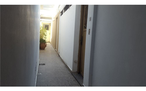 Venta Ph 2 Amb. Con Patio Y Local En Villa Devoto