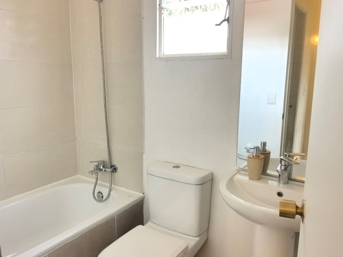 Venta De Linda Casa En Excelente Ubicación En Limache