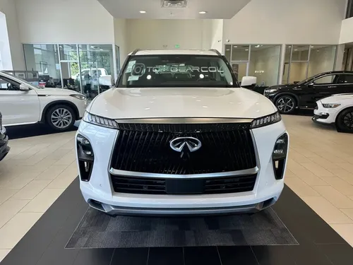Infiniti Q80