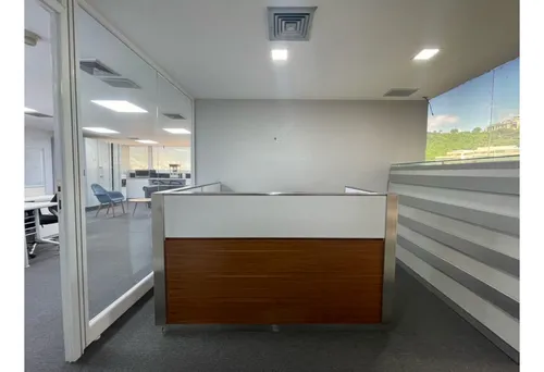 Oficina Las Mercedes 175 M2