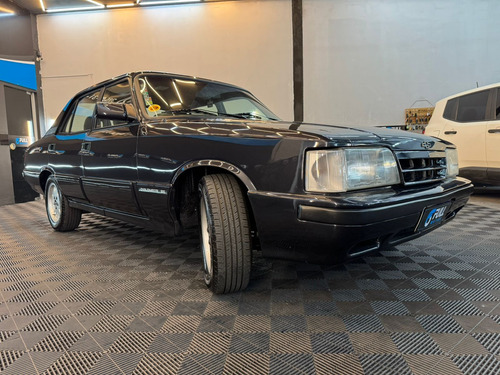 Opala Diplomata Automático