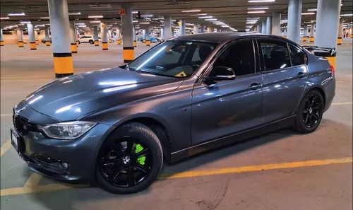 BMW Serie 3 2.0 320ia Luxury Line At