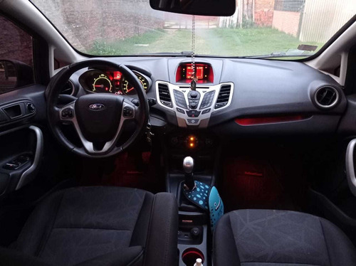 Ford Fiesta 1.6 Desing 120 Cv Ti