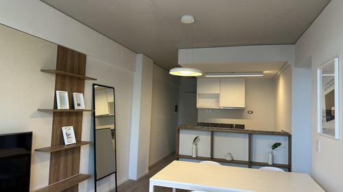 Venta Departamento 2 Ambientes- San Telmo-b Irigoyen 1100-balcon-pozo-apto Blanqueo! Dic 2025