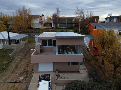 Casa En Barrio Hidronor Mari Menuco