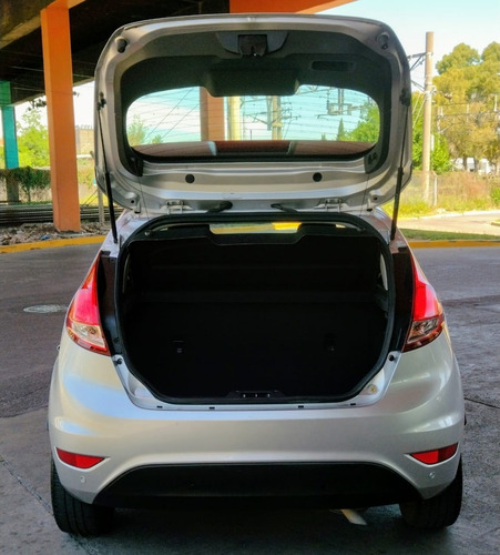 Imagen 11 de 16 de Ford Fiesta Kinetic 1.6 S 2015