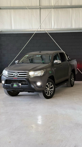 Toyota Hilux Pick-Up 2.8 Cd Srv 177cv 4x2