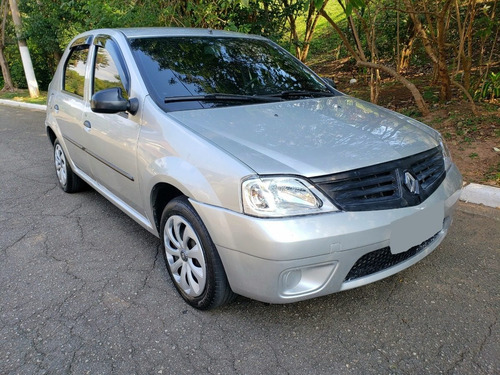 Imagem 10 de 12 de Renault Logan Expression 1.6 Completo 2009