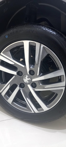 Imagen 16 de 23 de Peugeot 208 Allure Pack 1.6 M 2023