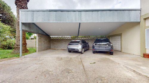 Casa De 5 Dorm. En Venta La Plata- Pileta Y Parque
