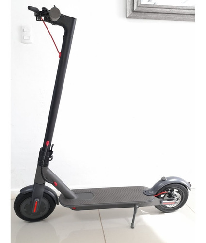 Scooter L8, 8.5 PuLG, 250 W, 30 Km, 25 Km/h, Panel