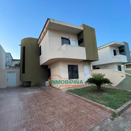 Townhouse En Venta, El Tiamo, Puerto Ordaz, Dp