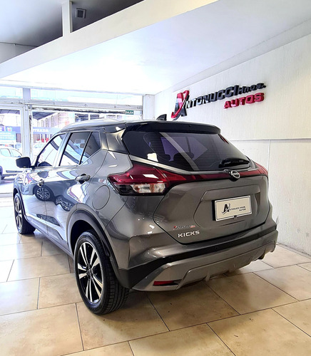 Nissan Kicks 1.6 Exclusive Bitono Cvt