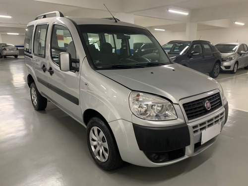 Imagem 1 de 13 de Fiat Doblo Essence Ano 2014 1.8 6 Lugares