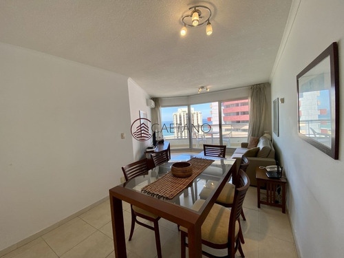 Imagen 3 de 19 de Hermoso Apto. Con Vista Al Mar En Edificio Con Servicios! - Punta Del Este Brava