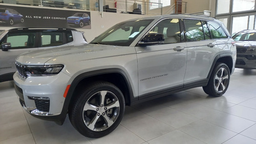 Jeep Grand Cherokee LIMITED 3.6L AT8 4X4