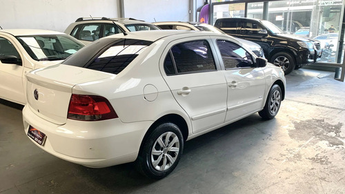 Volkswagen Voyage 1.0 MI 8V FLEX 4P MANUAL
