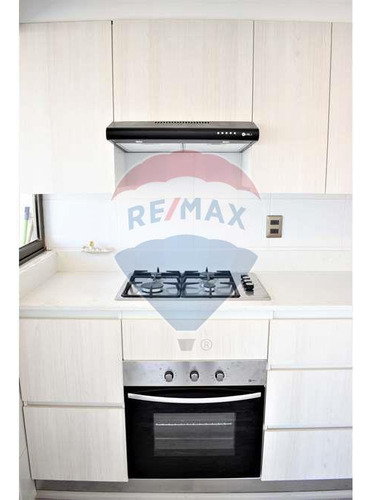 Arriendo Depto Las Condes Capitán Crosbie - Metro