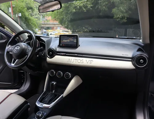 Mazda 2 Grand Touring