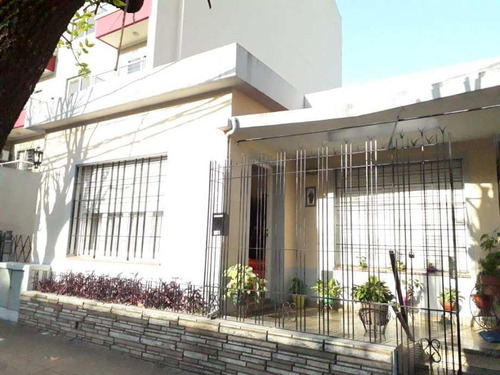 Imagen 1 de 12 de Casa Ph En Venta En Moron Centro