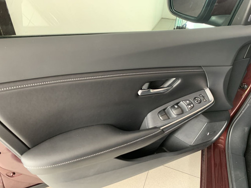 Imagen 12 de 15 de Nissan Sentra 2020 2.0 Exclusive At