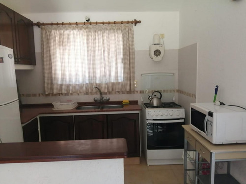 Casa En Alquiler En Barrio Los Ángeles A Dos Cuadras Del Mar