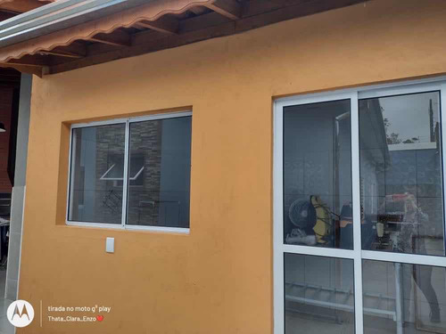 Casa Térrea Reformada Com Closet, Suite, Dois Dormitórios