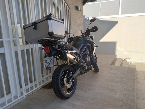 Triumph Xcx
