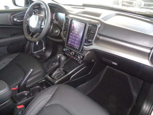 Imagem 8 de 15 de Fiat Toro Cd 2.0 Volcano Aut.