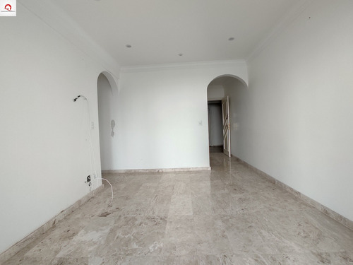 Imagem 5 de 16 de Apartamento Á Venda Na Praia Do Tombo - 1 Dormitório - Sacada - Vaga - Próximo Ao Mar - - Ap05878 - 69449103