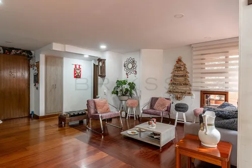 Apartamento En Venta En Los Rosales. Cod V2786