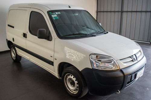 Imagen 6 de 16 de Peugeot Partner Furgón Hdi 2015 Oya