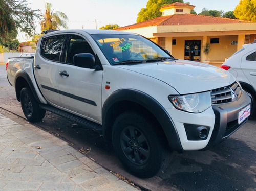 Imagem 1 de 11 de Mitsubishi L200 Triton 2.4 Hls 16/17