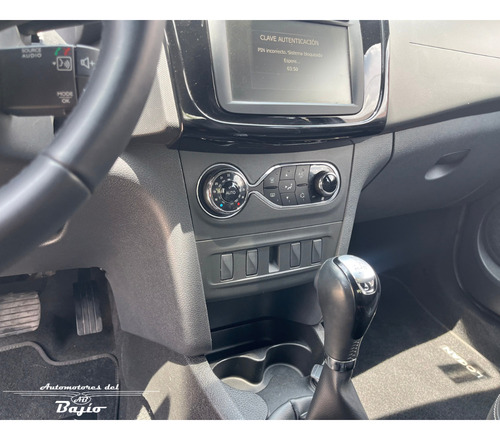 Renault Logan 1.6 Intens Cvt