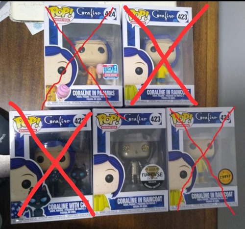 1 Coraline Colección Pop Funko Gold Gato Raincoat