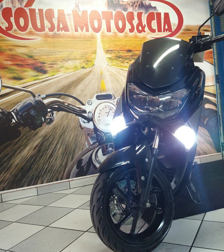 Imagem 9 de 13 de Yamaha Nmax