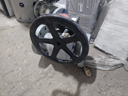 Válvula Esférica 2 Cuerpos 4 Serie 600 Bridada C/volante