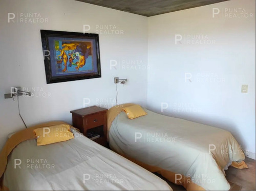 Imagen 27 de 30 de Importante Casa En Alquiler, Con Pileta, Vista Al Mar Y Muy Bien Ubicada El Chorro, Manantiales, Uruguay