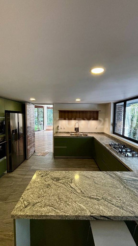 Casa En Renta En Condominio En Tecamachalco Totalmente Remodelada