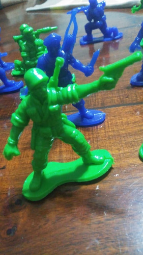 Soldaditos De Plastico