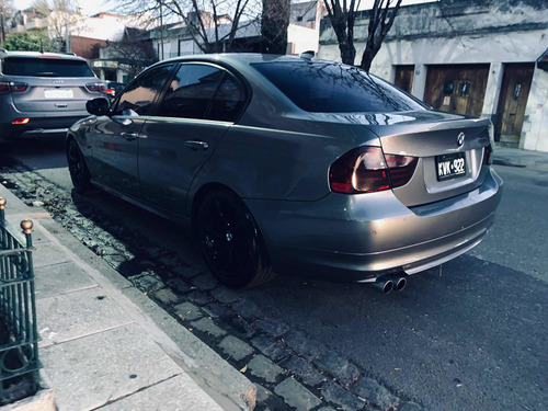 Bmw Serie 3 3.0 330i Sedan Executive 2011