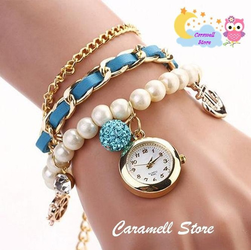 Reloj Pulsera Vintage Hermoso Mujer Stock