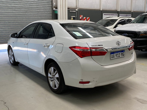 Imagen 3 de 15 de Toyota Corolla 1.8 Xei Mt