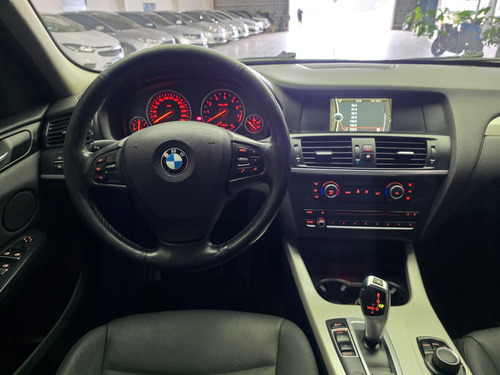 BMW X3 2.0L XDRIVE AT
