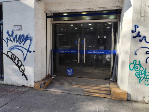 Local Comercial Amplio, 2 Entradas Disponible (108098)
