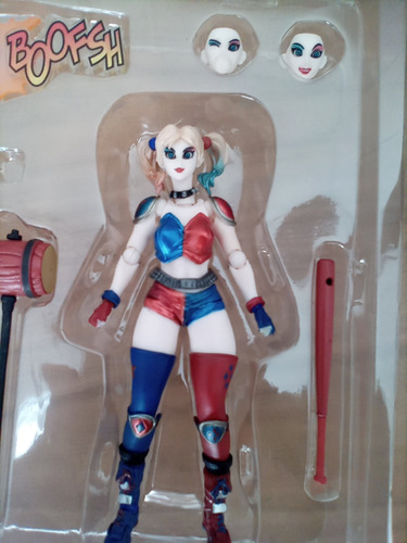 Arlequina Harley Quinn Revoltech Batman Coringa Bootleg