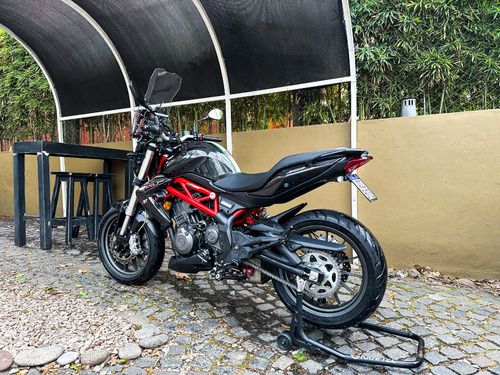 Benelli Tnt 300 *olivos*
