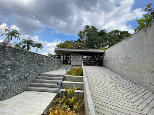 Edificio Residencial/ Apartamentos Tipo Loft (3 Niveles) / Obra Limpia) Venta Chulavista Mls - 24-11680